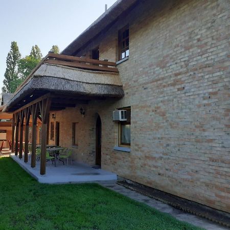 Lisztes Apartman Zamardi Luaran gambar
