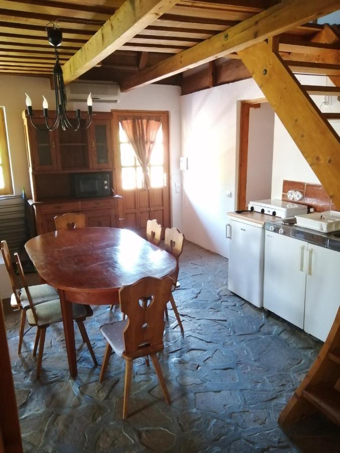 Lisztes Apartman Zamardi Luaran gambar